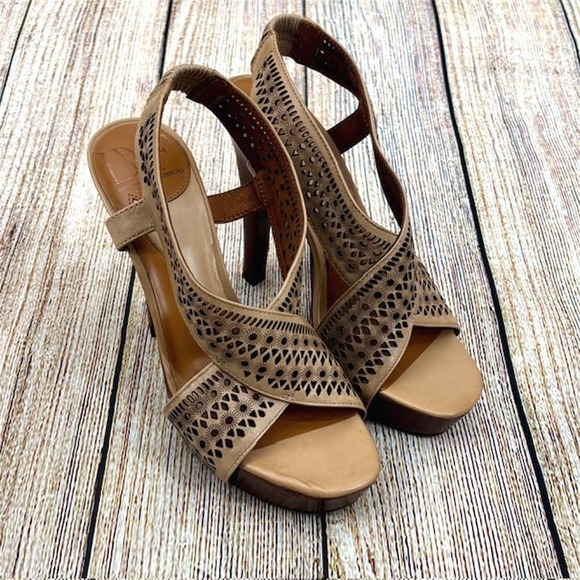 Diane‎ von Furstenberg Zoe Women's Size 6 Leather Platform High Heel Sandals - Picture 1 of 8